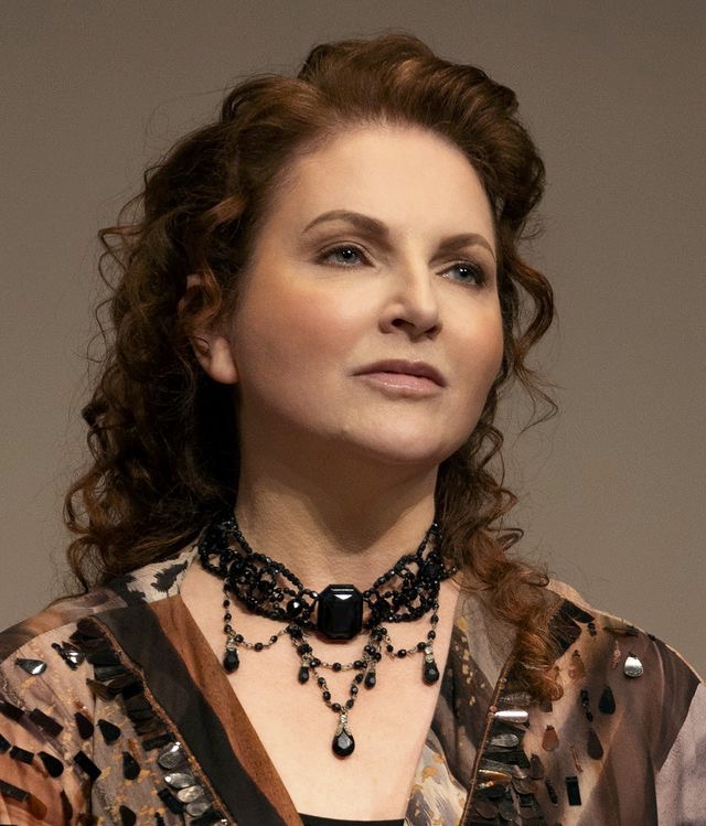 Lisa Delan